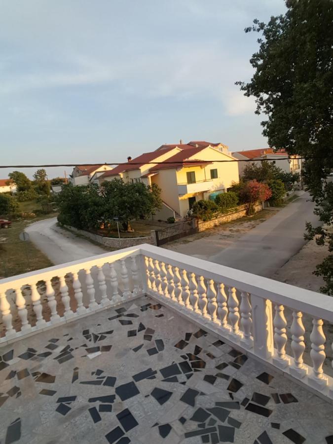 Apartments Megi Biograd Na Moru Bagian luar foto